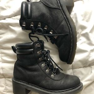 Dr. Martens Pascal Boots